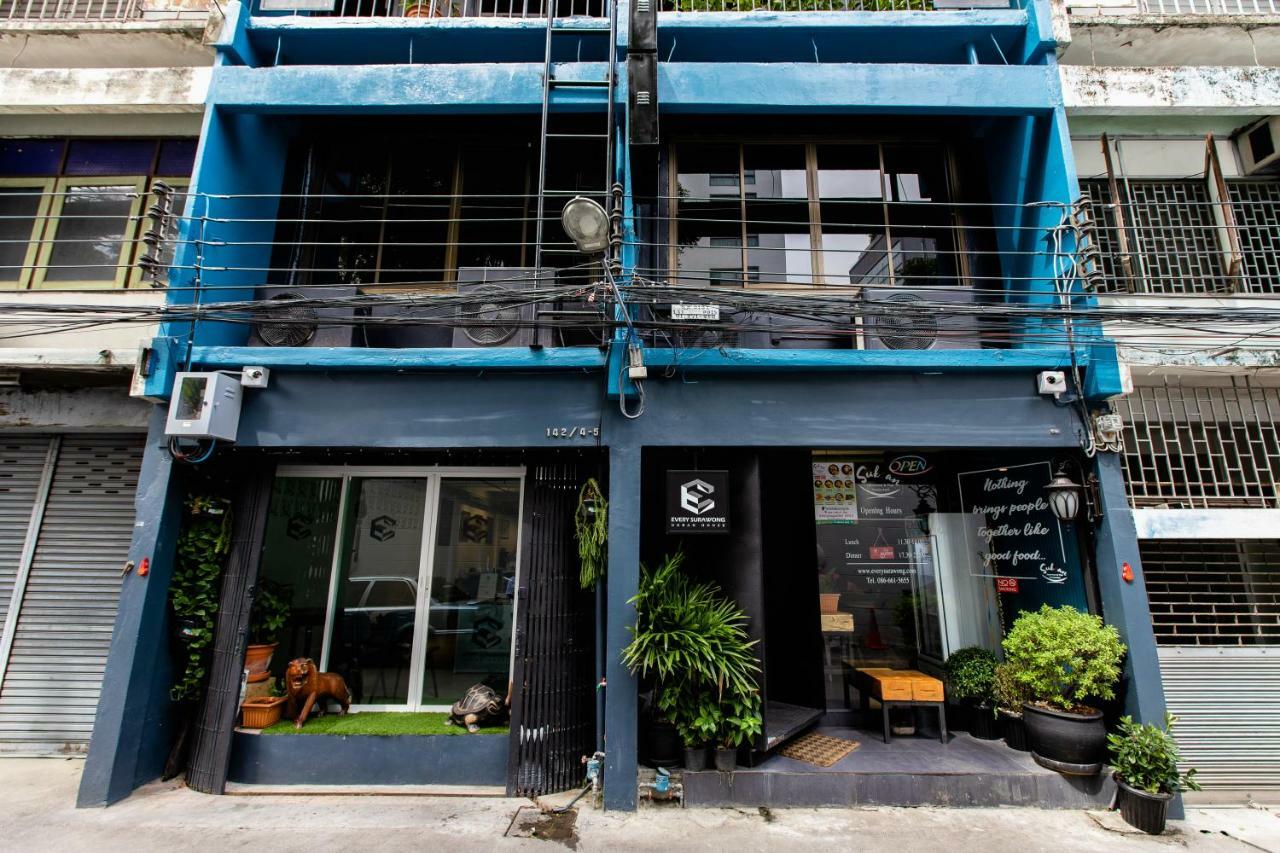 Every Surawong Bangkok Kültér fotó