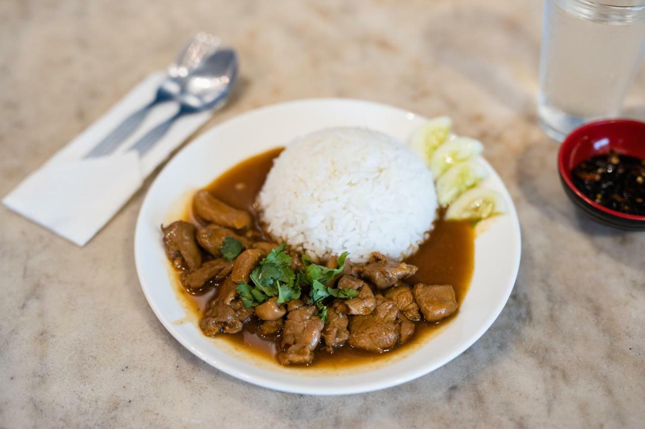 Every Surawong Bangkok Kültér fotó